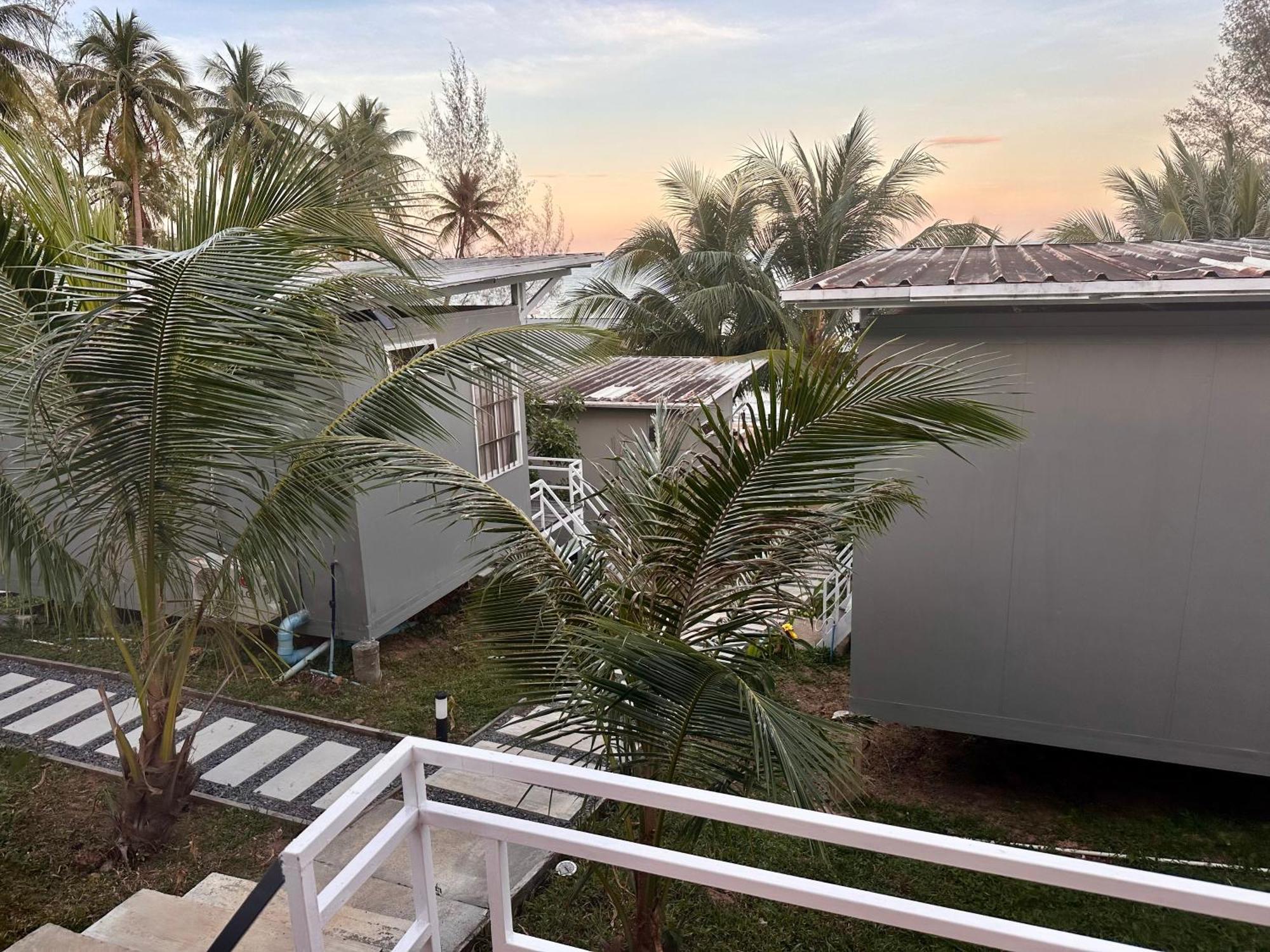 Naroth Beach Bungalow Prek Svay Village Exterior foto